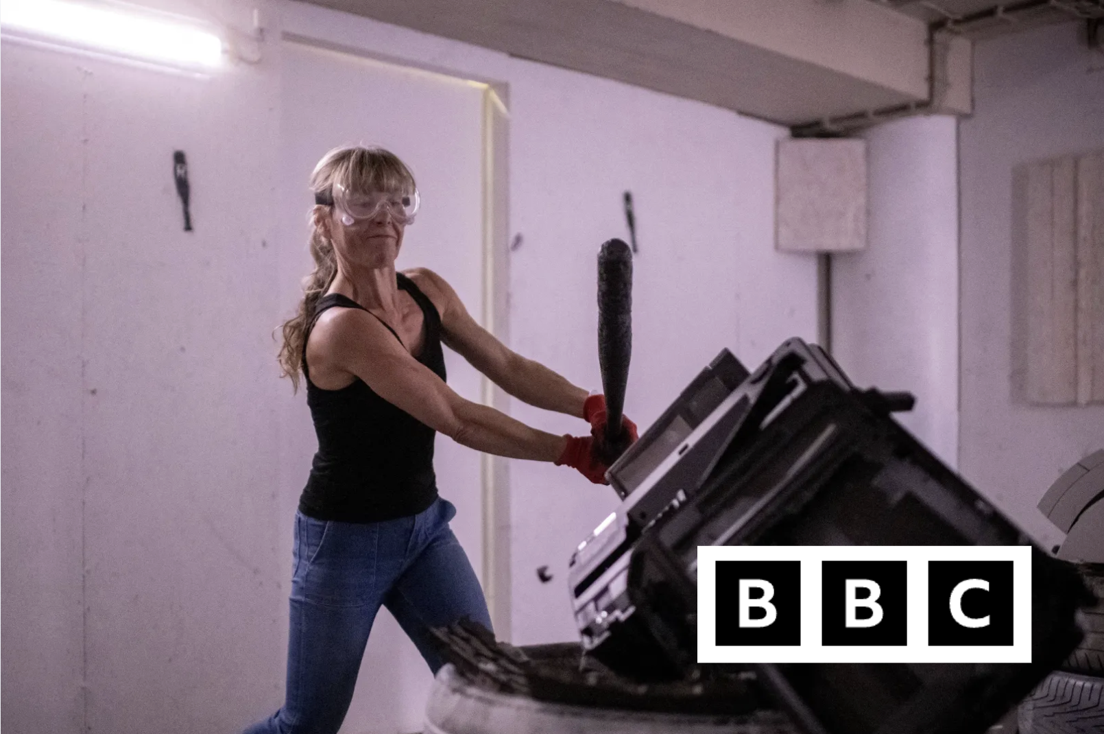salle de demollition pour les femmes - articles de la BBC