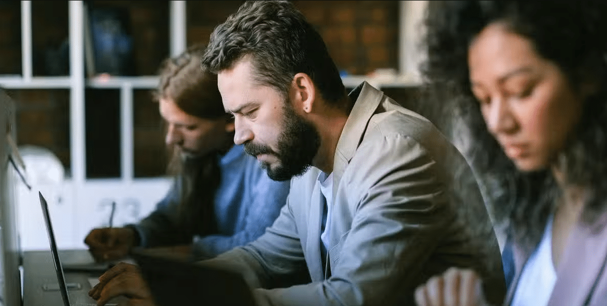 modèle de travail “9-9-6”